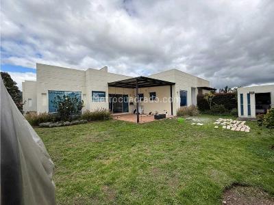 Casa de 3 alcobas en venta en Cajica, Cajicá, 225 m² · foto 4 de 14