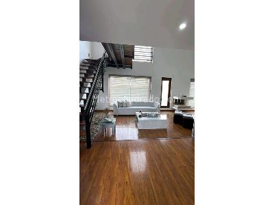 Casa de 3 alcobas en venta en Cajica, Cajicá, 310 m² · foto 2 de 20