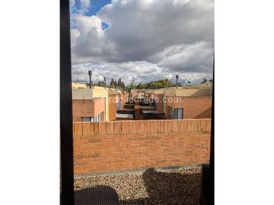 Casa de 5 alcobas en venta en Usaquen, Bogotá, 225 m² · foto 3 de 20
