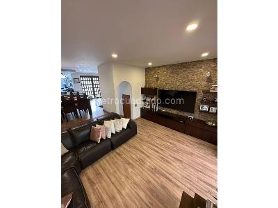 Casa en venta en Modelia, Bogotá · foto 8 de 18