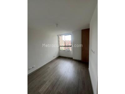 Apartamento en venta en Puente Aranda, Bogotá · foto 9 de 18