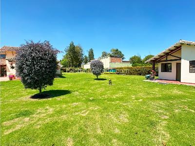 Casa de 4 alcobas en venta en Guaymaral, Bogotá · foto 4 de 20