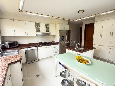 Casa de 4 alcobas en venta en San Jose De Bavaria, Bogotá, 624 m² · foto 7 de 20