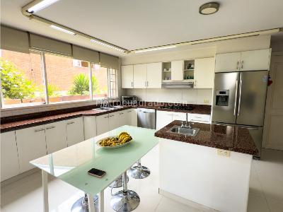 Casa de 4 alcobas en venta en San Jose De Bavaria, Bogotá, 624 m² · foto 8 de 20