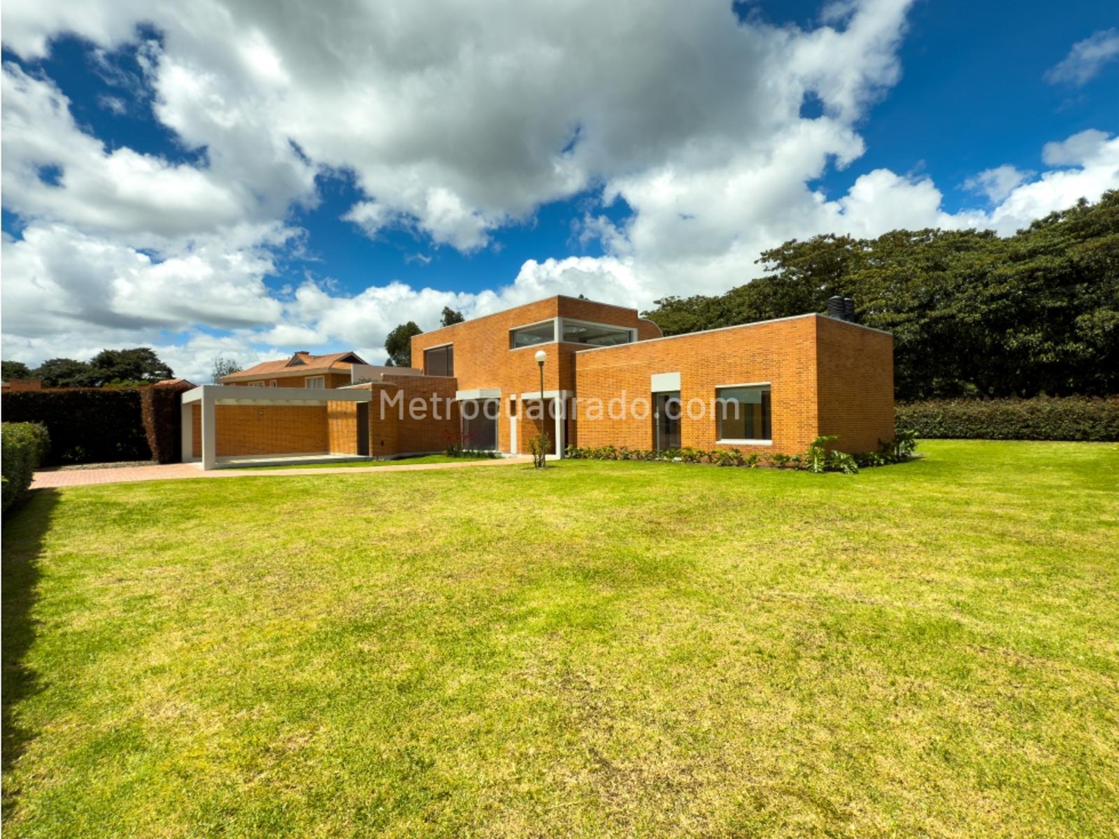 Casa de 3 habitaciones en venta en San Simon, Bogotá — imagen 1 de 20