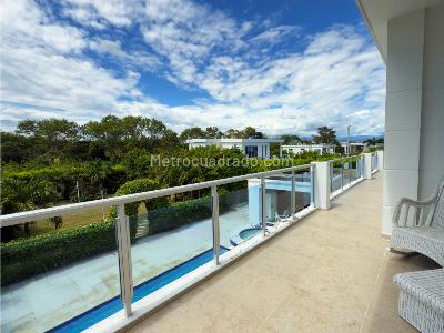 Casa de 5 alcobas en venta en Tierra Linda, Girardot, 972 m² · foto 13 de 20