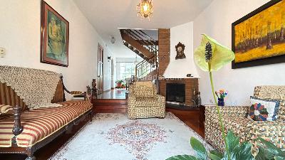 Casa de 4 alcobas en venta en La Soledad Teusaquillo, Bogotá, 272 m² · foto 2 de 14