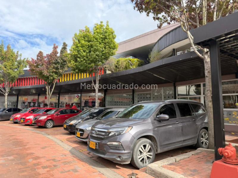 Local Comercial en Arriendo, Avenida Pradilla, Chía - Vista 4