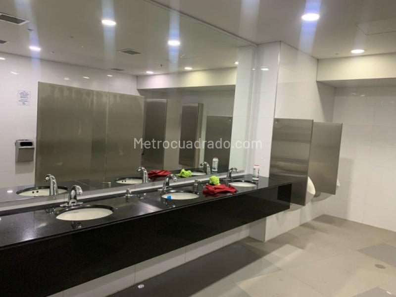 Oficina en Arriendo, Cajica Centro Negocios Nou, Cajicá - Más