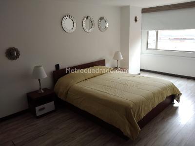 Apartamento de 3 alcobas en venta en Santa Barbara Occidental, Bogotá, 225 m² · foto 14 de 20