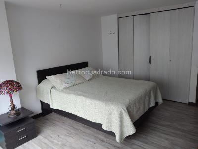 Apartamento de 3 alcobas en venta en Santa Barbara Occidental, Bogotá, 225 m² · foto 18 de 20