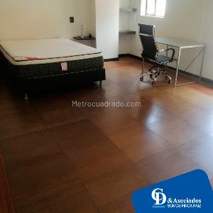 Apartamento de 3 alcobas en venta en Santa Barbara Occidental, Bogotá, 225 m² · foto 6 de 20
