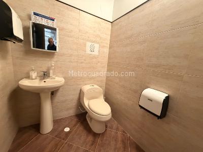 Casa de 4 alcobas en venta en Prado Veraniego Norte, Bogotá, 302 m² · foto 12 de 20