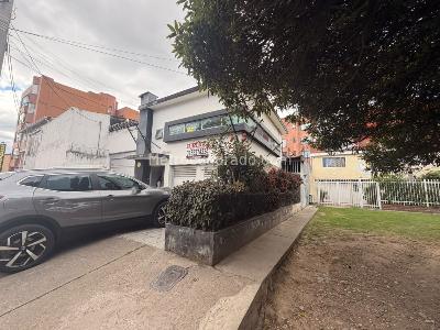 Casa de 4 alcobas en venta en Prado Veraniego Norte, Bogotá, 302 m² · foto 4 de 20