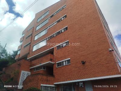 Apartamento de 2 alcobas en venta en Javeriana Edf Xue 101, Bogotá, 84 m² · foto 2 de 20