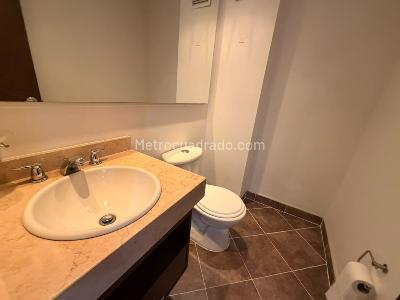 Apartamento de 3 alcobas en arriendo en Cedritos, Bogotá, 100 m² · foto 17 de 20
