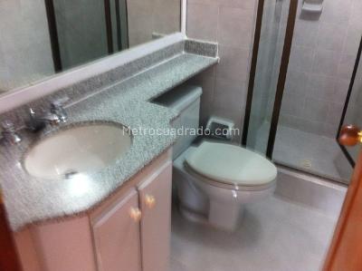 Apartamento de 2 alcobas en arriendo en Bella Suiza, Bogotá, 80 m² · foto 14 de 19