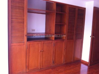 Apartamento de 2 alcobas en arriendo en Bella Suiza, Bogotá, 80 m² · foto 2 de 19