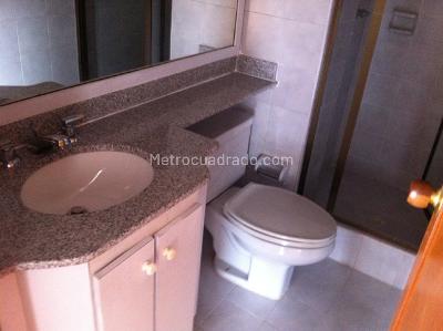 Apartamento de 2 alcobas en arriendo en Bella Suiza, Bogotá, 80 m² · foto 5 de 19