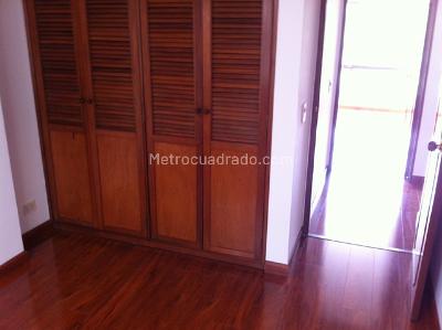 Apartamento de 2 alcobas en arriendo en Bella Suiza, Bogotá, 80 m² · foto 6 de 19