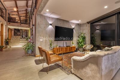 Casa de 3 alcobas en venta en Loma Del Escobero, Envigado, 2000 m² · foto 13 de 20