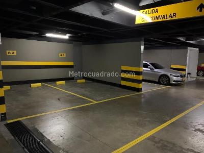 Apartamento de 3 alcobas en venta en Los Rosales Emaus, Bogotá, 500 m² · foto 2 de 20