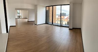 Apartamento de 3 alcobas en venta en Los Rosales Emaus, Bogotá, 500 m² · foto 6 de 20
