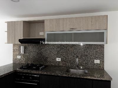 Apartamento de 1 alcoba en venta en Bella Suiza Alta, Bogotá, 57 m² · foto 2 de 20