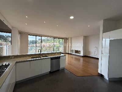 Apartamento de 3 alcobas en venta en Montereserva, Bogotá, 191 m² · foto 10 de 18