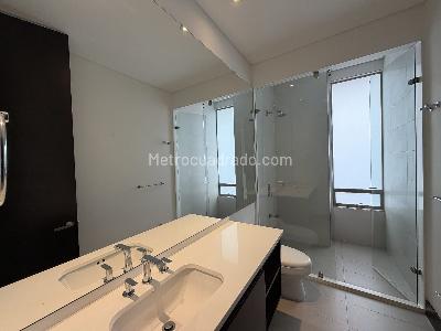 Apartamento de 3 alcobas en venta en Montereserva, Bogotá, 191 m² · foto 13 de 18
