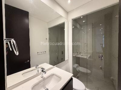 Apartamento de 3 alcobas en venta en Montereserva, Bogotá, 191 m² · foto 14 de 18