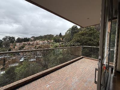 Apartamento de 3 alcobas en venta en Montereserva, Bogotá, 191 m² · foto 17 de 18