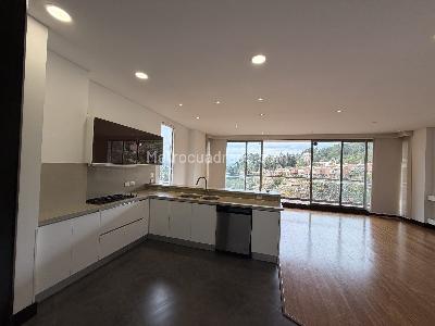 Apartamento de 3 alcobas en venta en Montereserva, Bogotá, 191 m² · foto 9 de 18