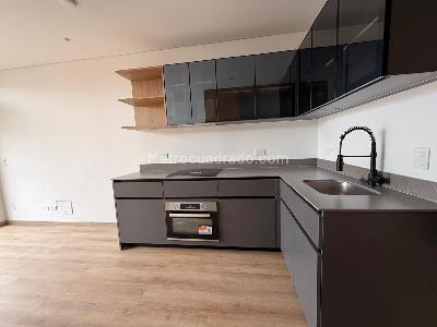 Apartaestudio en arriendo en Chico Norte Iii, Bogotá, 32 m² · foto 16 de 19