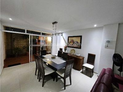 Casa de 3 alcobas en venta en Villa Santos, Barranquilla, 238 m² · foto 4 de 24
