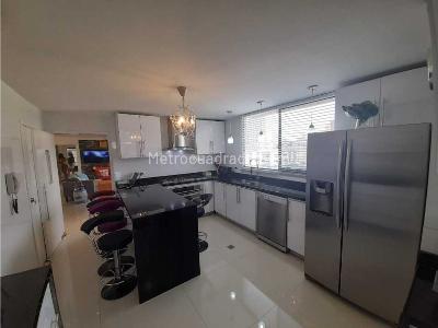 Apartamento de 3 alcobas en venta en Altos Del Prado, Barranquilla, 185 m² · foto 11 de 20