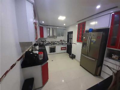 Casa de 5 alcobas en venta en Villa Campestre, Barranquilla, 690 m² · foto 15 de 20