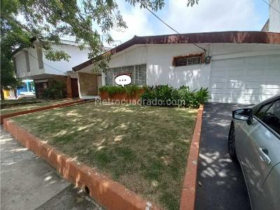Casa de 4 alcobas en venta en Villa Del Este, Barranquilla, 408 m² · foto 3 de 20