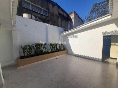 Casa de 4 alcobas en venta en Villa Del Este, Barranquilla, 408 m² · foto 16 de 20