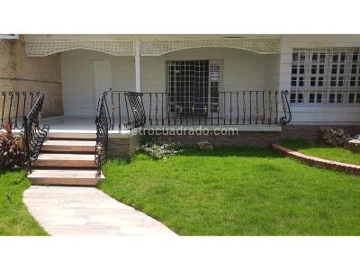 Casa de 4 alcobas en venta en El Golf, Barranquilla, 729 m² · foto 6 de 19