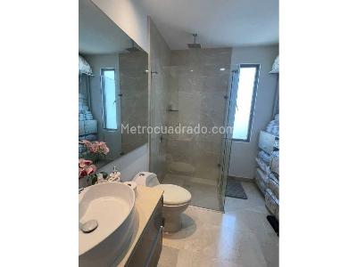 Apartamento de 3 alcobas en venta en Altos De Riomar, Barranquilla, 178 m² · foto 10 de 13