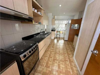 Casa de 3 alcobas en venta en La Castellana, Barranquilla, 420 m² · foto 5 de 18