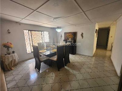 Casa de 5 alcobas en venta en Los Jobos, Barranquilla, 350 m² · foto 4 de 20