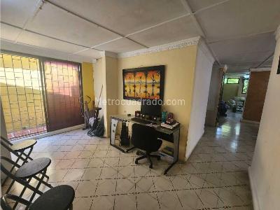 Casa de 5 alcobas en venta en Los Jobos, Barranquilla, 350 m² · foto 6 de 20