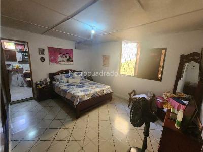 Casa de 5 alcobas en venta en Los Jobos, Barranquilla, 350 m² · foto 11 de 20