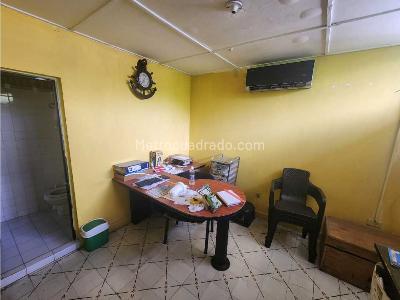 Casa de 5 alcobas en venta en Los Jobos, Barranquilla, 350 m² · foto 16 de 20