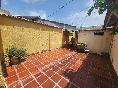 Casa de 5 alcobas en venta en Los Jobos, Barranquilla, 350 m² · foto 18 de 20