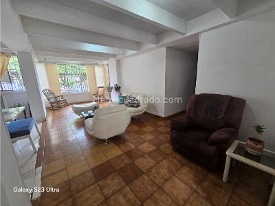Apartamento de 3 alcobas en venta en Los Alpes, Barranquilla, 117 m² · foto 3 de 13