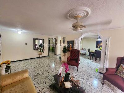 Apartamento de 3 alcobas en venta en Altos De Riomar, Barranquilla, 193 m² · foto 3 de 20