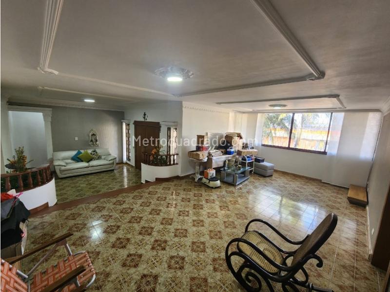 Casa en Arriendo, El Poblado, Barranquilla - Więcej